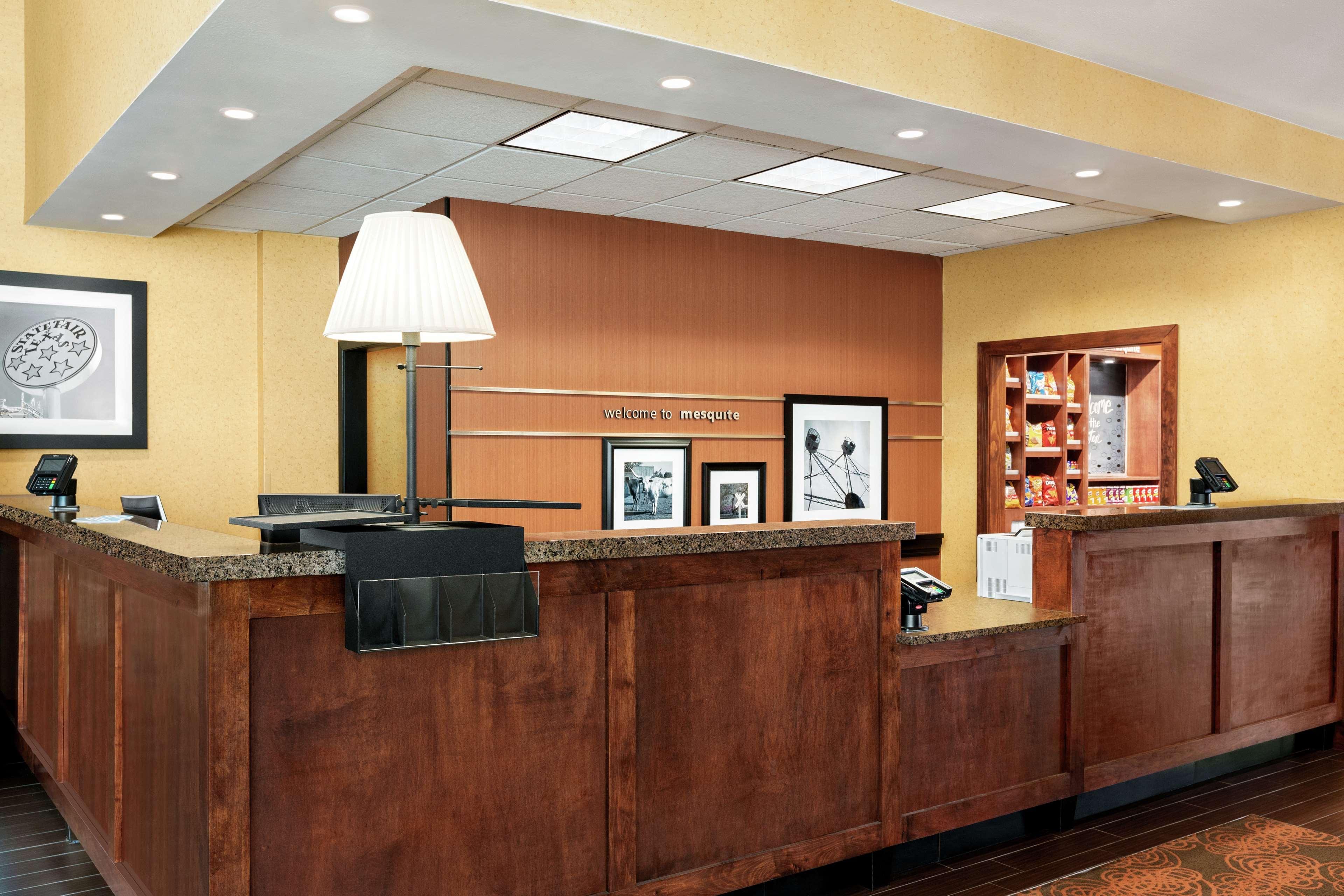 Hampton Inn & Suites Dallas-Mesquite Exteriör bild